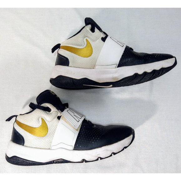 Nike Team Hustle D8 Basketball Shoes Sneakers White 881941-009 Boys Youth Size 7 - Picture 6 of 11